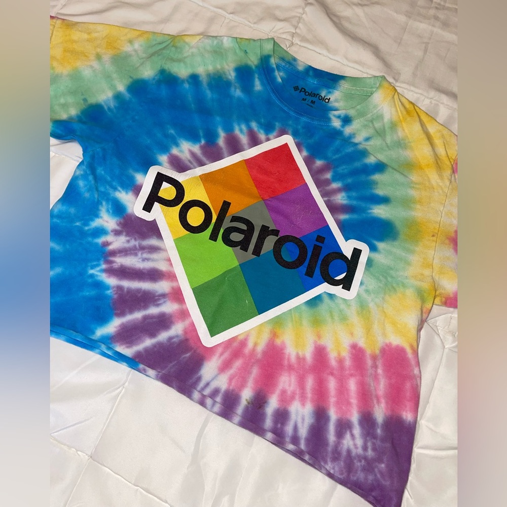 Women’s/Misses tye-dye Polaroid cropped tee. Size Medium